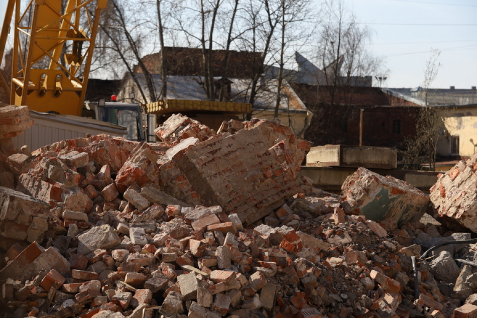 В Санкт-Петербурге приостановили снос исторических зданий на Обуховском проспекте и в других районах