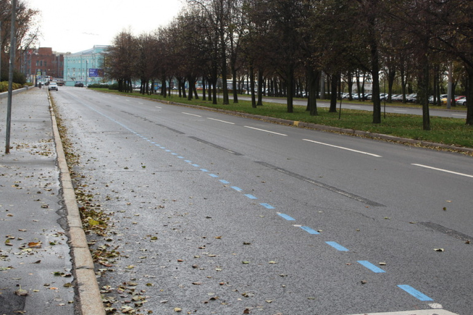 В Петербурге обновляют парковочные зоны и строят новые стоянки