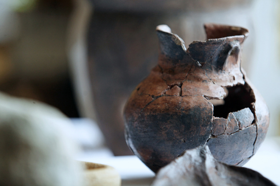 Древний сосуд XII-XIII веков из Лондона возвращается в Узбекистан