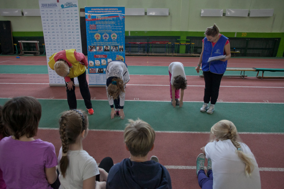 В российских школах планируют ввести единую спортивную одежду