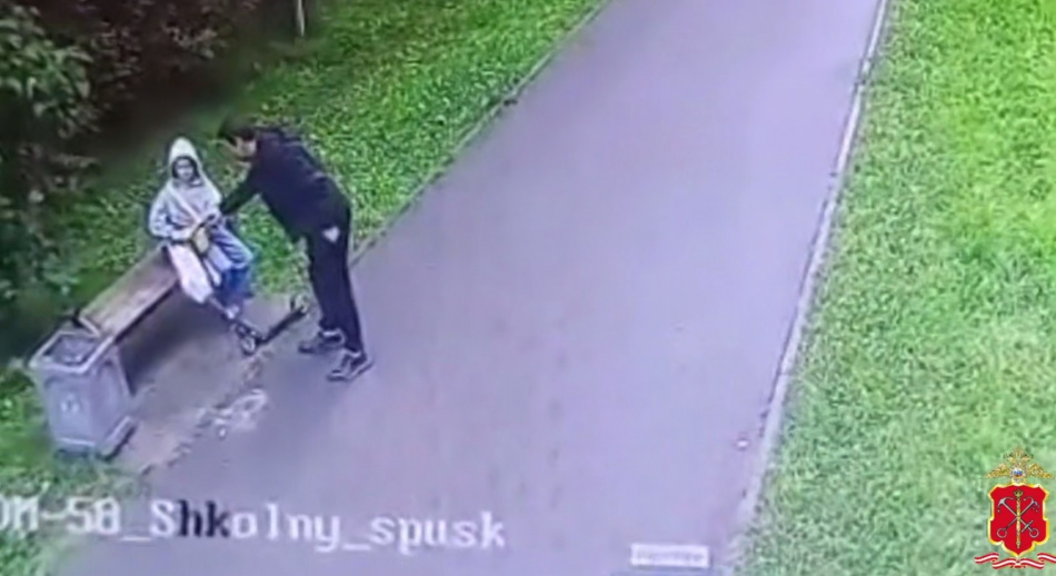 В Мурино мужчина задержан за попытку увести подростка в лес