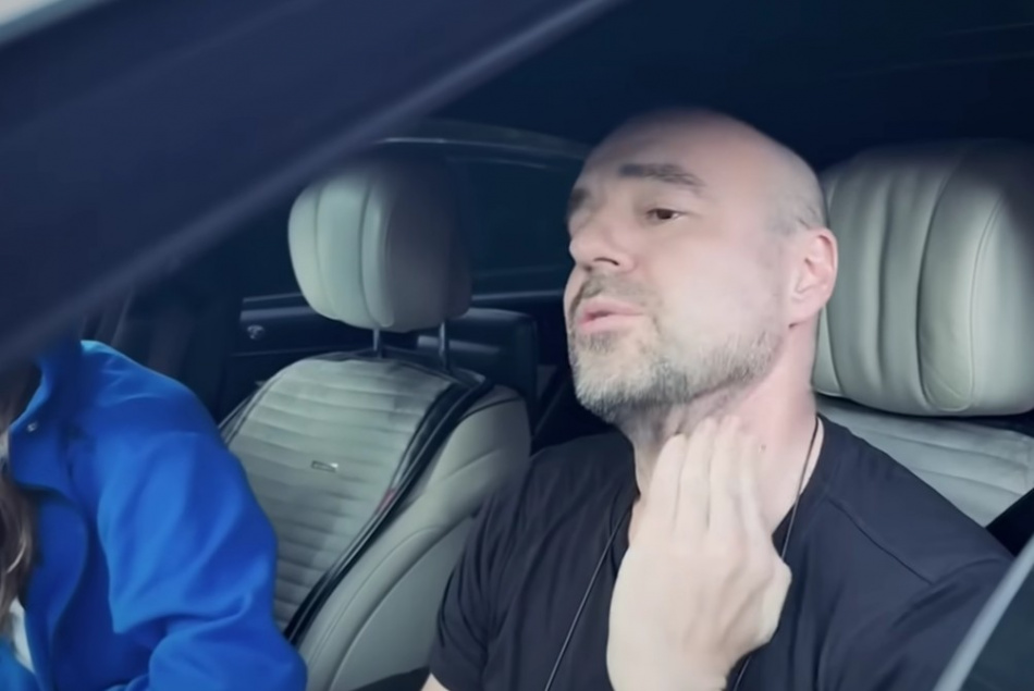 Роман Товстик рассказал о планах на семью и отношениях с Дибровой