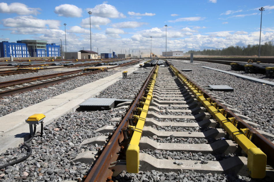 В Ленобласти обезвредили крупную авиабомбу рядом с железной дорогой