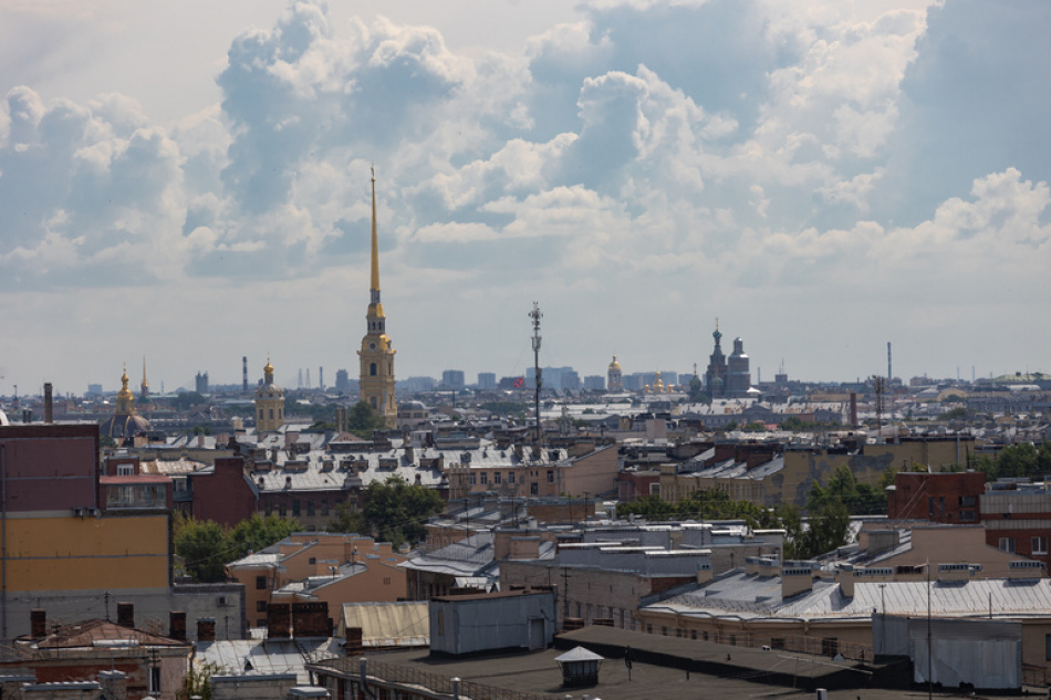 В Петербурге зафиксировали резкий запах химии из-за погодных условий