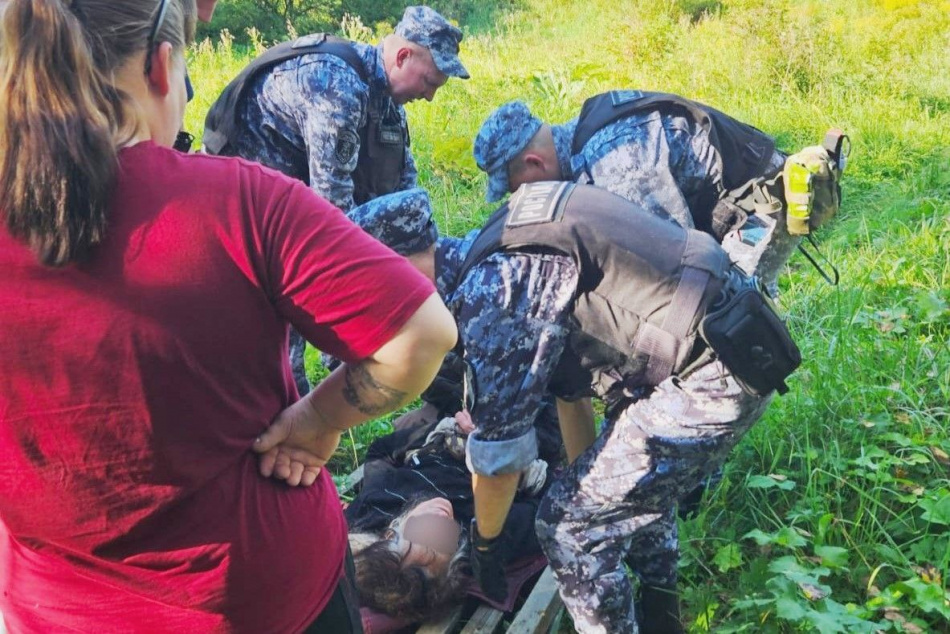 Пенсионерку спасли после двухдневных поисков в лесу Павловска