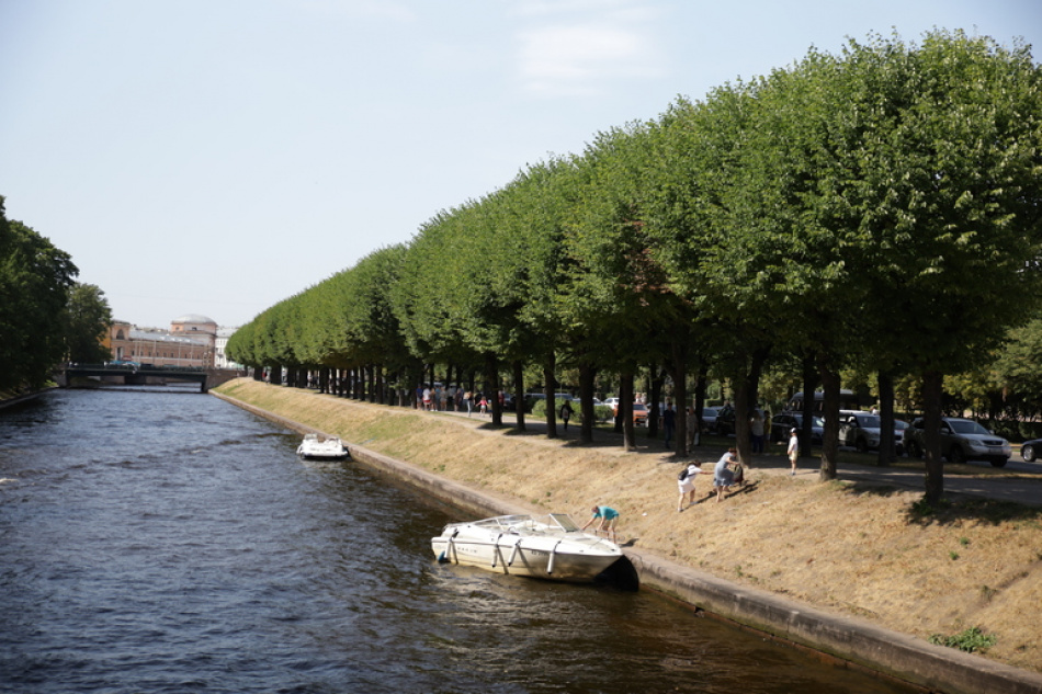 Сентябрь радует Петербург теплом и ясным небом