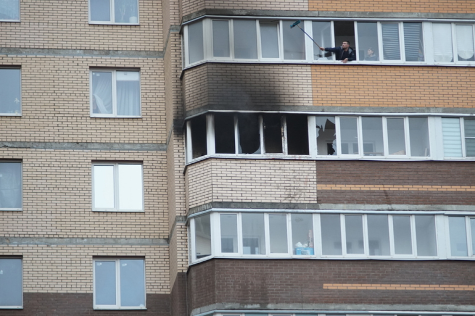 Ревнивец в Невском районе поджег окна квартиры и получил условный срок