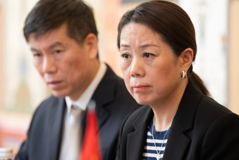 Делегация из Цзянсу обсудила экономику Петербурга с депутатами ЗакСа