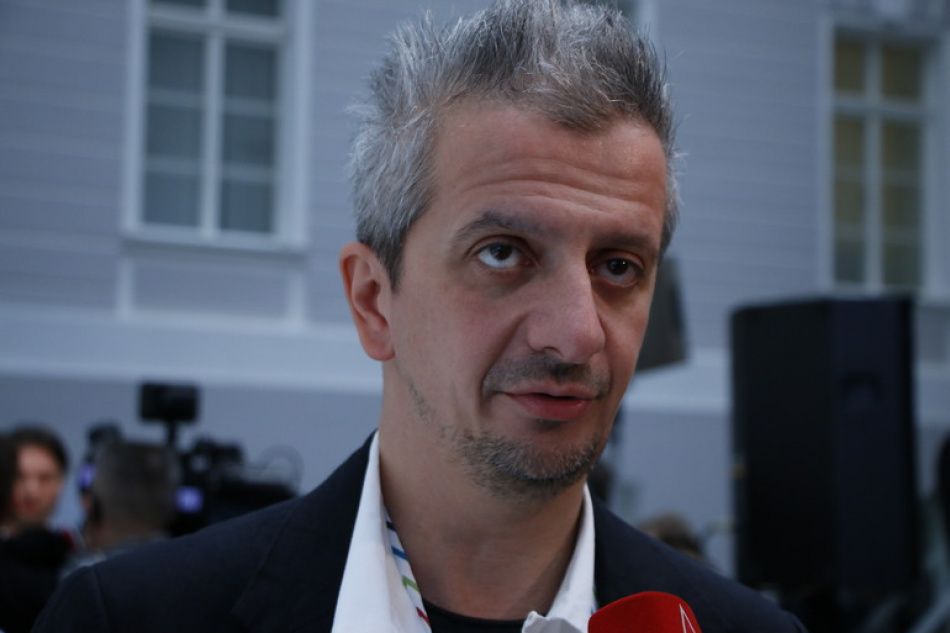 Константин Богомолов объяснил, почему ИИ не способен заменить художника