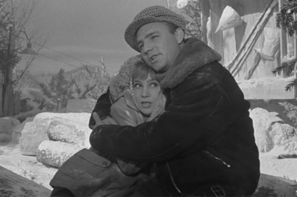 Какие поцелуи из советских фильмов зрители считают самыми трогательными