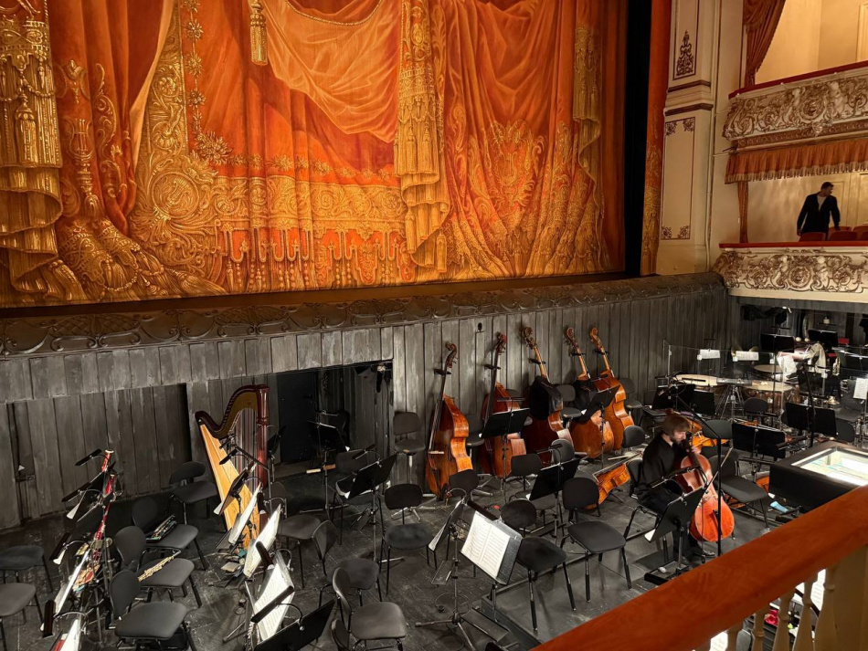 Как зарубежные русские театры сохраняют культурные связи в 2025 году