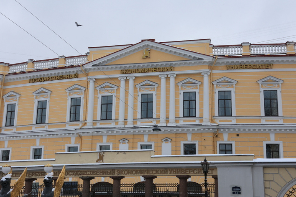 Приемные дети участников СВО смогут учиться в вузах по особой квоте