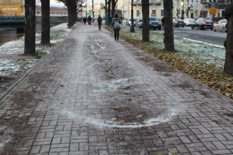 В Петербурге увеличат закупки соли и песка для зимней уборки