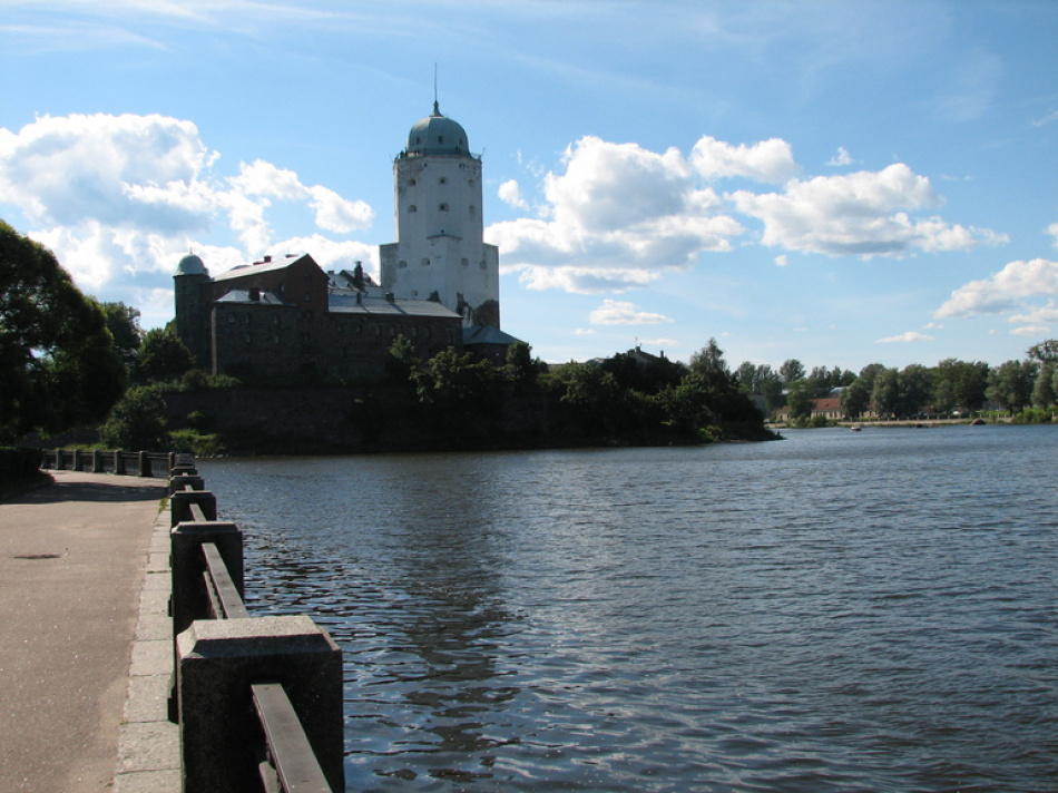 Ливневая система Выборга испытывает перегрузку из-за сильных дождей