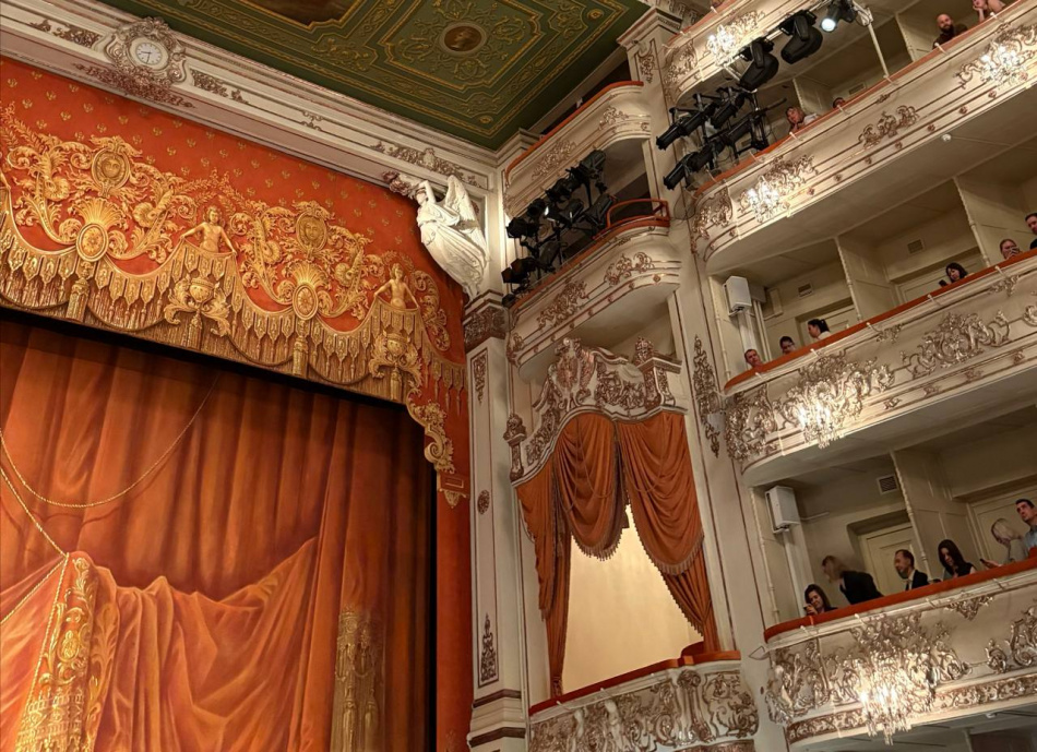 Молодые режиссеры представят необычные спектакли в Петербурге