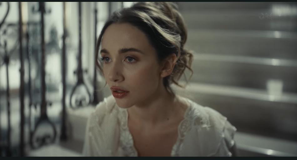 Украшения Миа Бойка исчезли из отеля в Турции