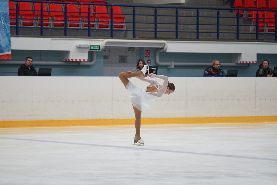 Юлия Липницкая удивила поклонников редкими снимками с сыном и семьей