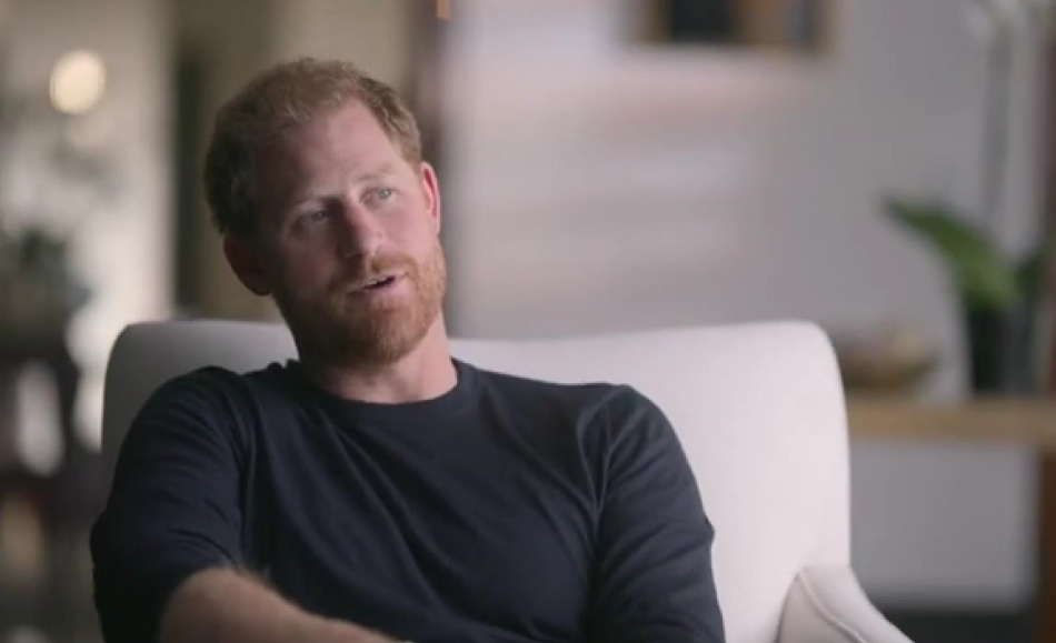 Почему семья Кардашьян-Дженнер удалила фото Гарри и Меган с дня рождения Крис