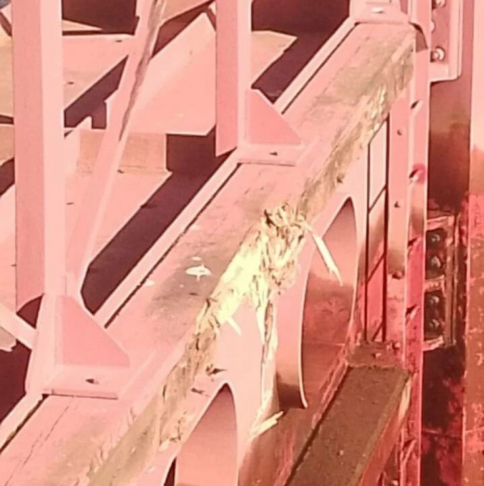 Баржа повредила шлюзовые ворота на Свири в Ленинградской области