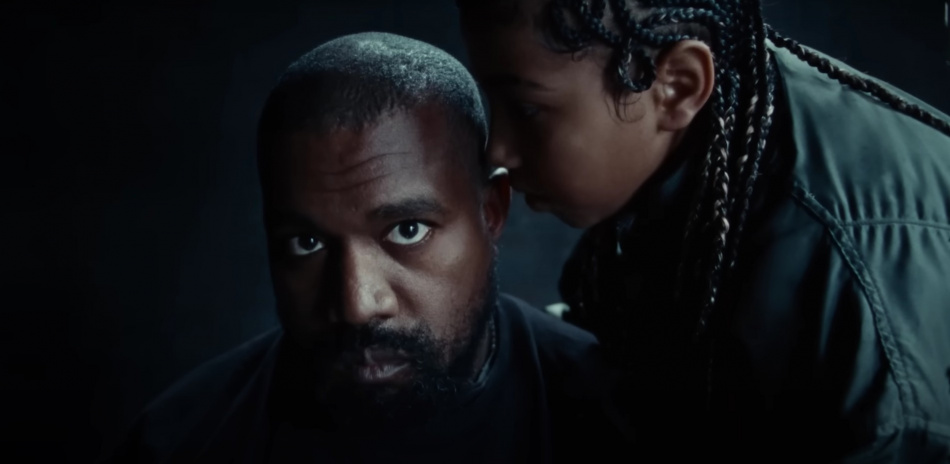 В Петербурге вынесли приговор паре за рекламу наркошопа под видом афиши Канье Уэста