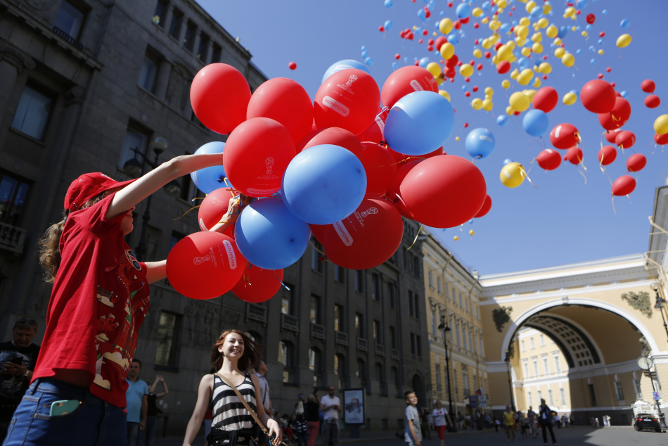 В Петербурге расширят поддержку НКО, работающих с подростками