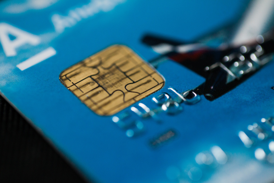 В России могут вырасти комиссии за обслуживание банковских карт