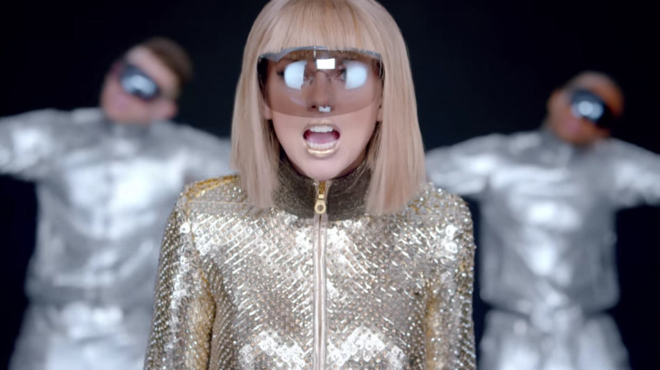 Тейлор Свифт представила новый альбом The Life of a Showgirl