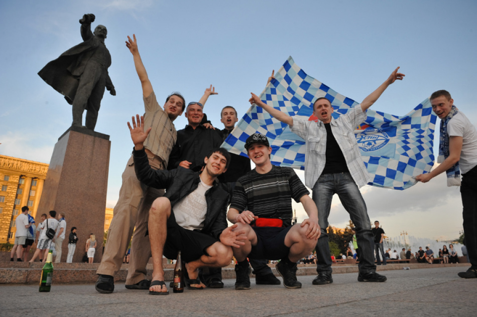 ФК «Зенит» и «Акрон» разошлись миром после драматичной концовки матча