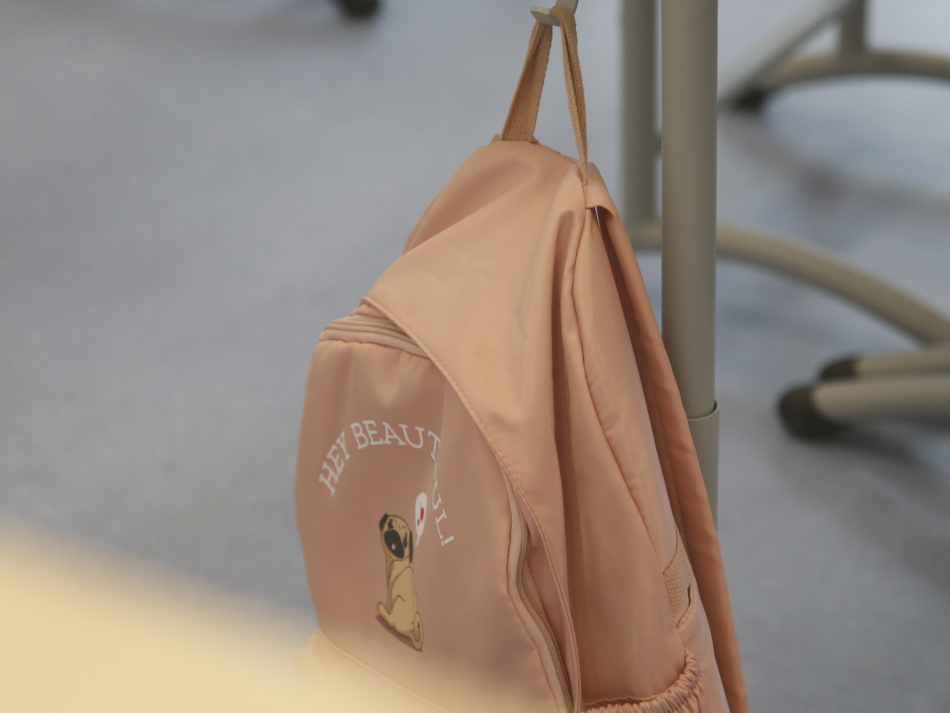 В Якутске арестовали двух школьниц по делу о двойном убийстве