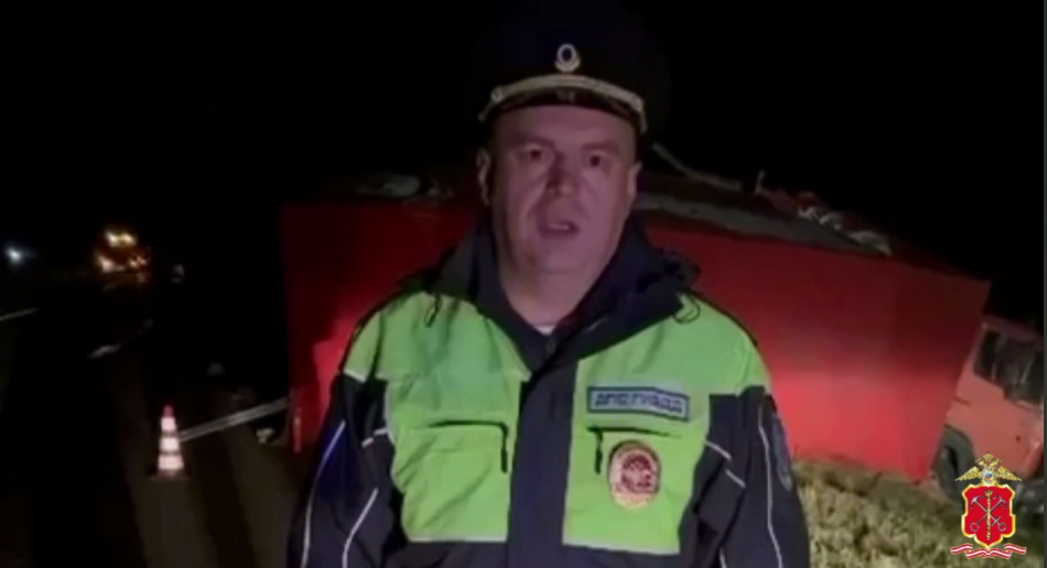 В Тихвинском районе Ленобласти произошло смертельное ДТП с выездом на встречку