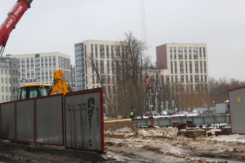В Приморском районе обновили покрытие на Торжковской и Сердобольской улицах
