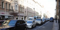 Вечерние заторы парализовали южные трассы Петербурга и крупные магистрали