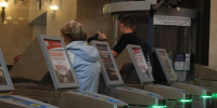 В петербургском метро тестируют оплату проездных через систему быстрых платежей
