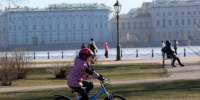 Девочка на велосипеде пострадала в аварии в Петербурге