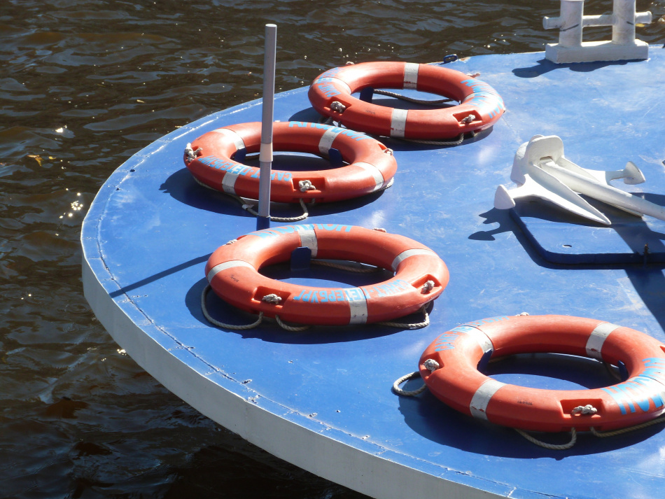 Владельца катера оштрафовали за нелегальный извоз туристов по Белому морю