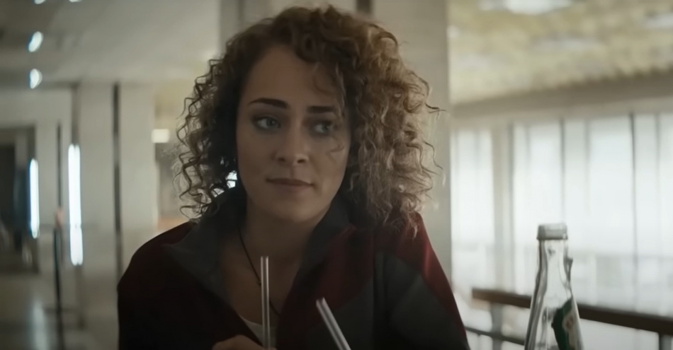 Аглая Тарасова готовится к корпоративам, несмотря на судебные ограничения