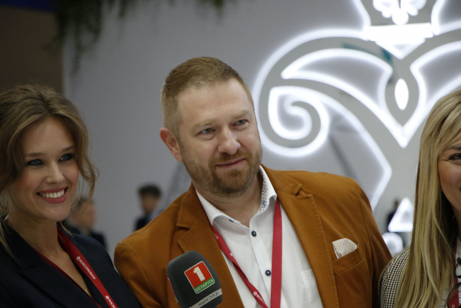 Партийное членство Александра Малькевича временно заморожено из-за расследования