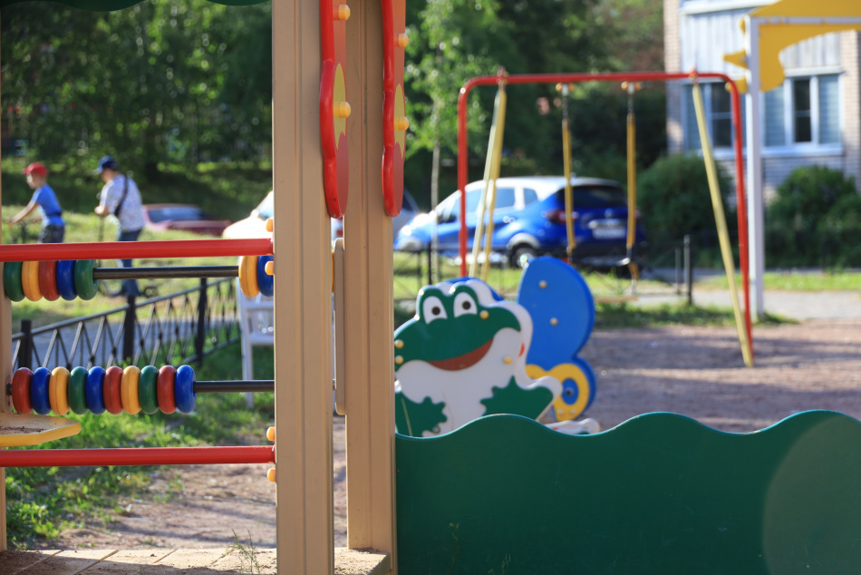 В Ленобласти дети напали на мальчика на игровой площадке