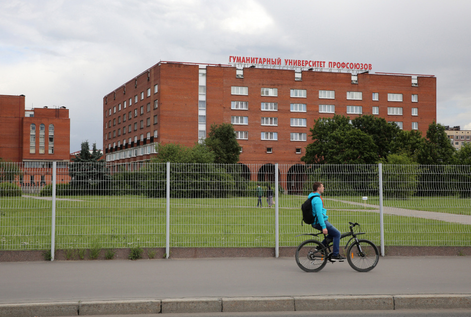 Адвокаты Запесоцкого открыли доступ к материалам дела против вуза