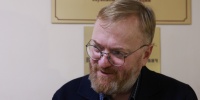 Виталий Милонов иронично отреагировал на идею освящать рабочие пространства