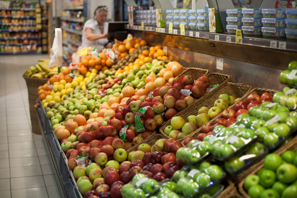 В Петербурге в сентябре подешевели овощи, но выросли цены на фрукты