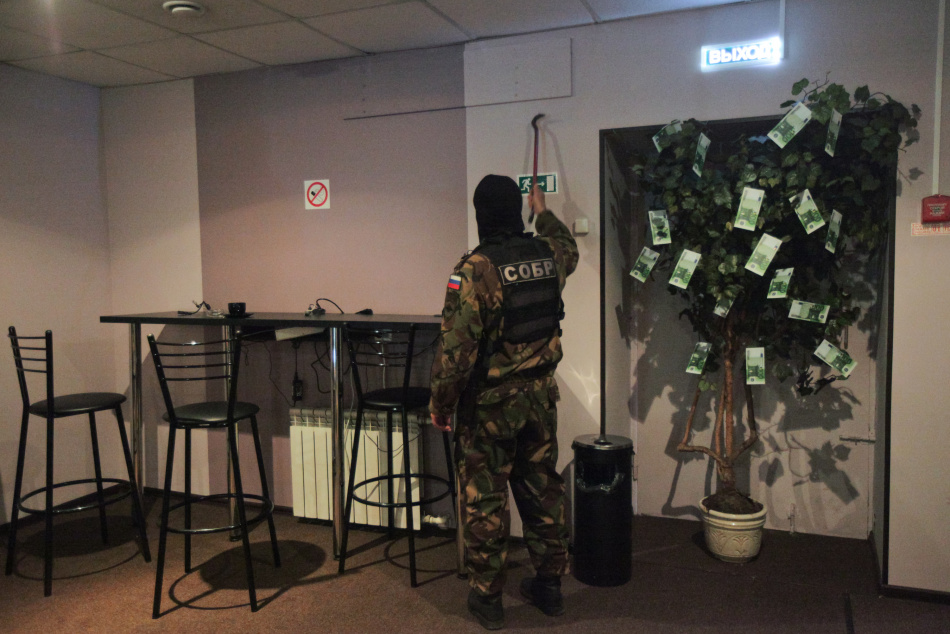 Организаторы борделя в Калининском районе получили реальный срок и штраф