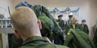 Трое контрактников исчезли после аварии с военным автобусом на трассе
