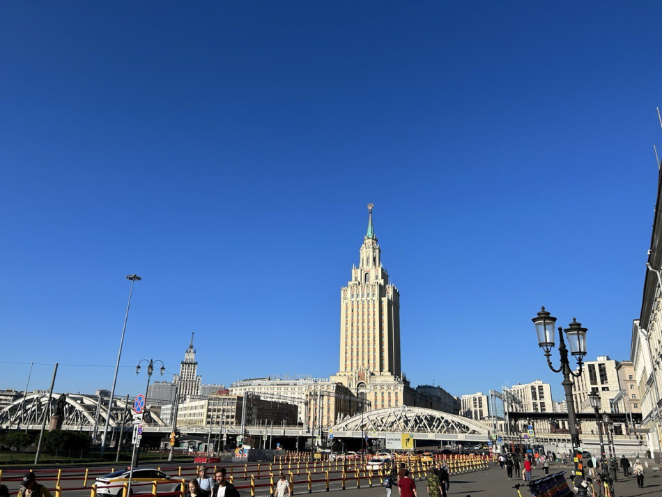 В центре Москвы сняли все ограничения для транспорта