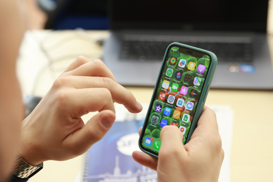 Полиция Петербурга предупреждает о новой угрозе для владельцев гаджетов и смартфонов