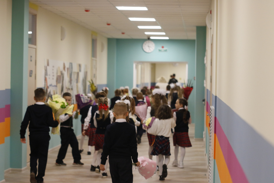 В Петербурге массово эвакуировали людей после сообщений об угрозах