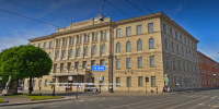 Петербургский вуз получил предупреждение за долг перед предпринимателем
