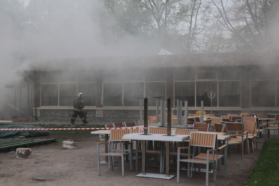 Утренний пожар в ресторане на Васильевском острове оперативно потушили