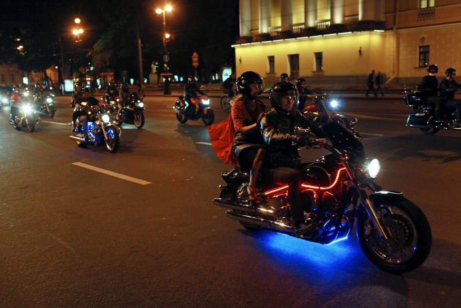 В Петербурге мотоциклист-рецидивист за пьяную езду отправился в колонию