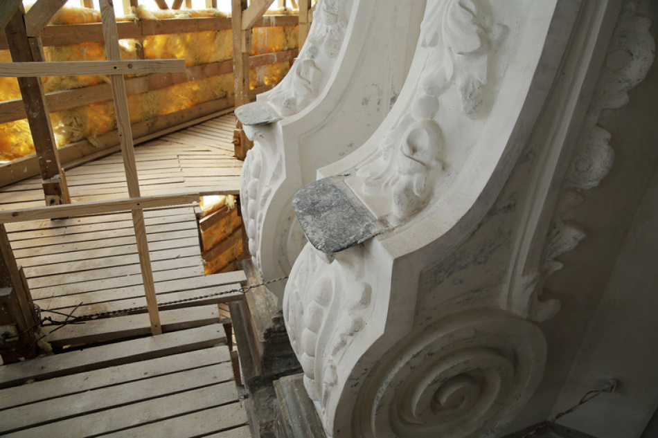 В Приютино нашли фундамент старинной бани времен Ивана Крылова